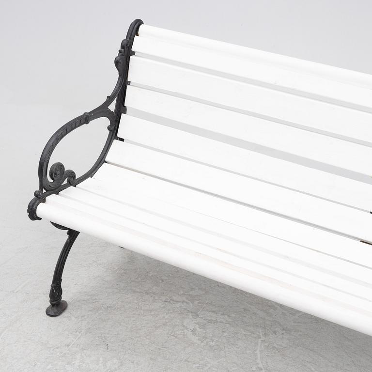 A garden sofa from Husqvarna, first part of the 20th century.