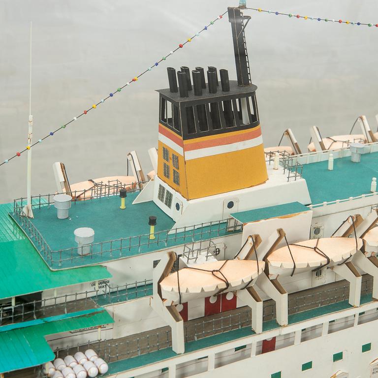 Model boat "MF Kambuna" 1984 Jos L Meyer.