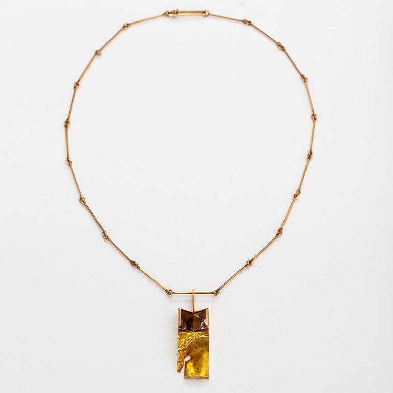Björn Weckström, Halsband "Narcissos", 14K guld, bergskristall och rökkvarts. Lapponia 1969.