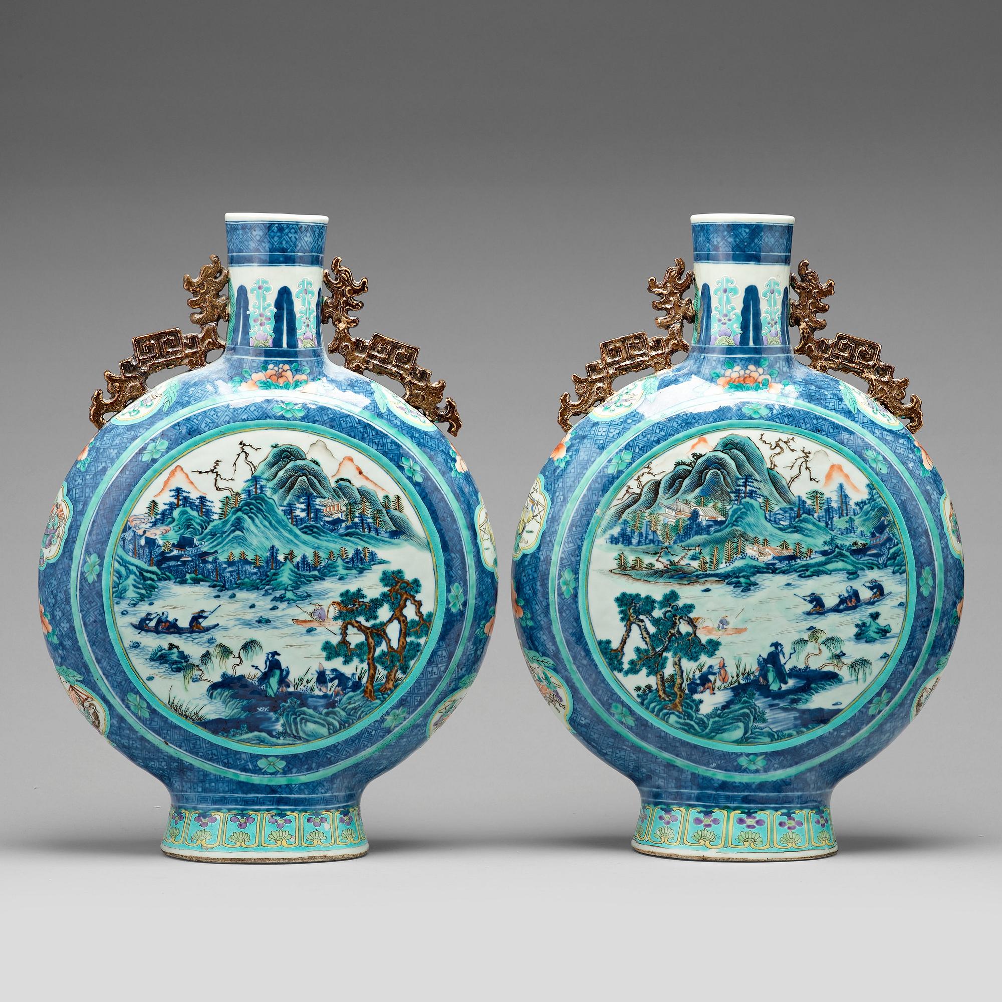 A pair of doucai moonflasks, Qing dynasty, 19th Century.