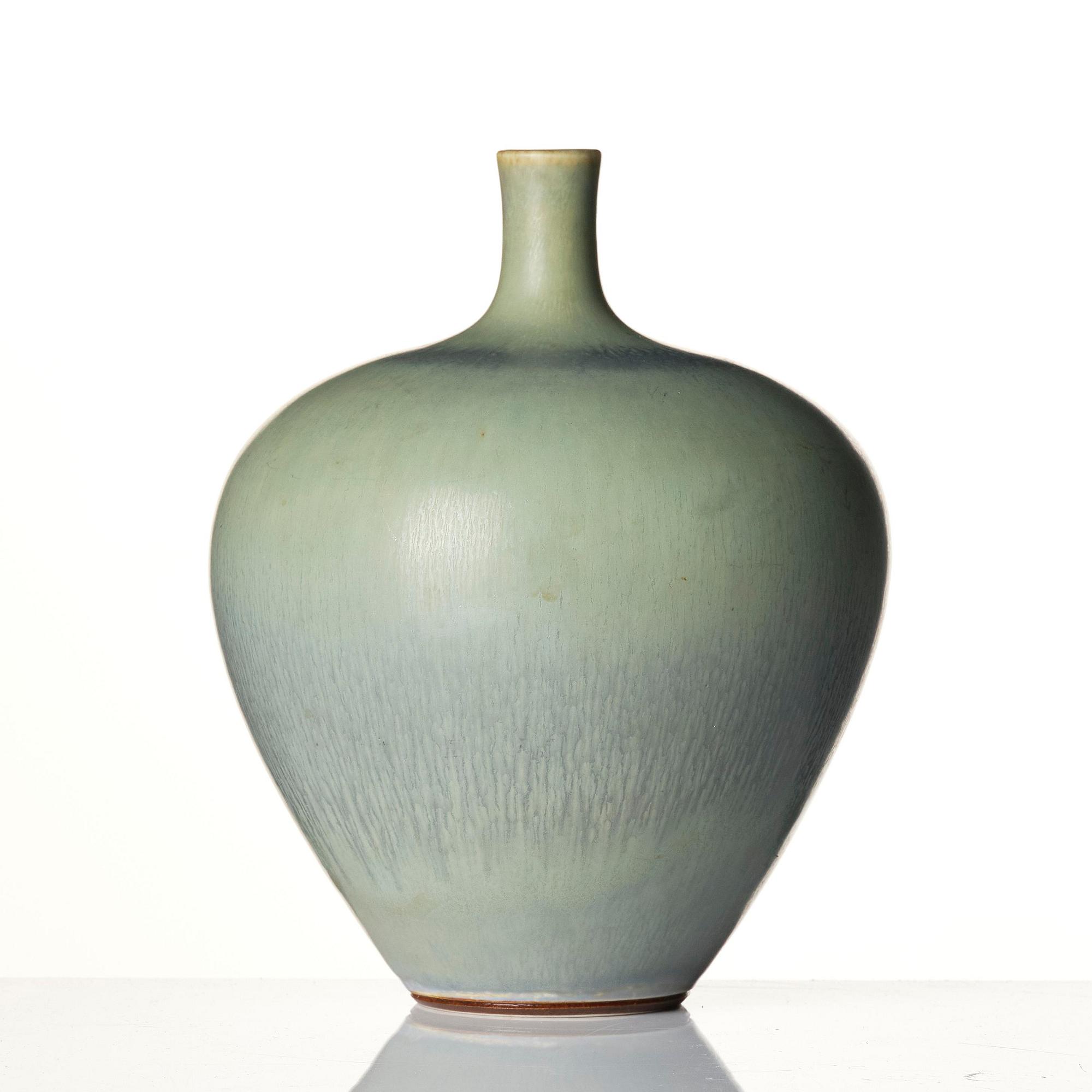 Berndt Friberg, a stoneware vase, Gustavsberg Studio, Sweden 1974.