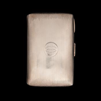CIGARRETUI, silver, Birmingham 1896, vikt 169 g.