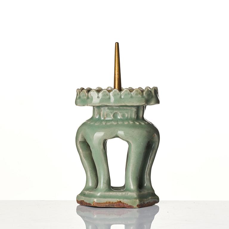 A rare celadon lamp, Ming dynasty (1368-1644).