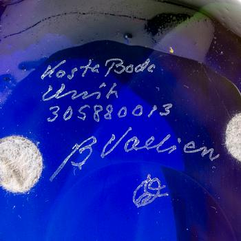 A signed Bertil Vallien unique glass bowl from Kosta Boda.