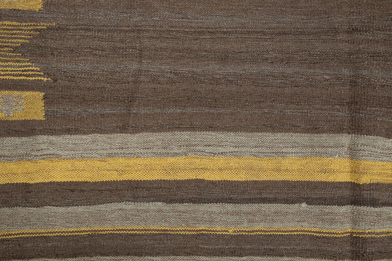 Matta, persisk kelim, ca 240 x 176 cm.