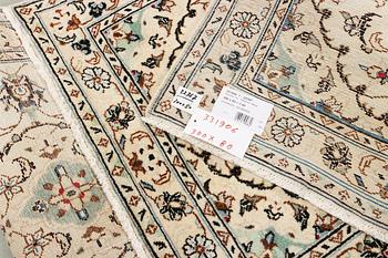 Gallerimatta, Keshan, ca. 300 x 80 cm.