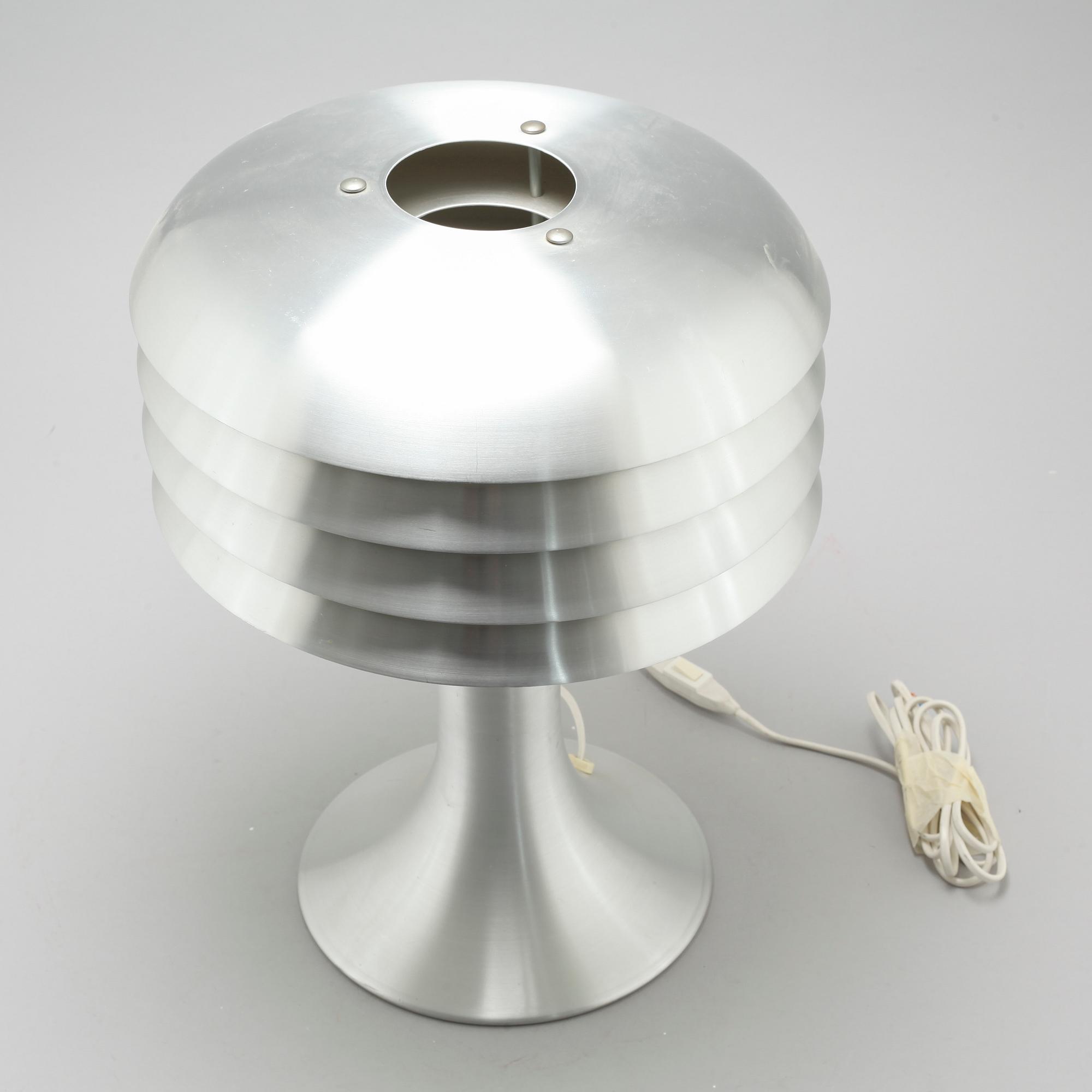 A "BN-25" table lamp, designed by Hans-Agne Jakobsson for AB Hans-Agne Jakobsson in Markaryd, 20th century.