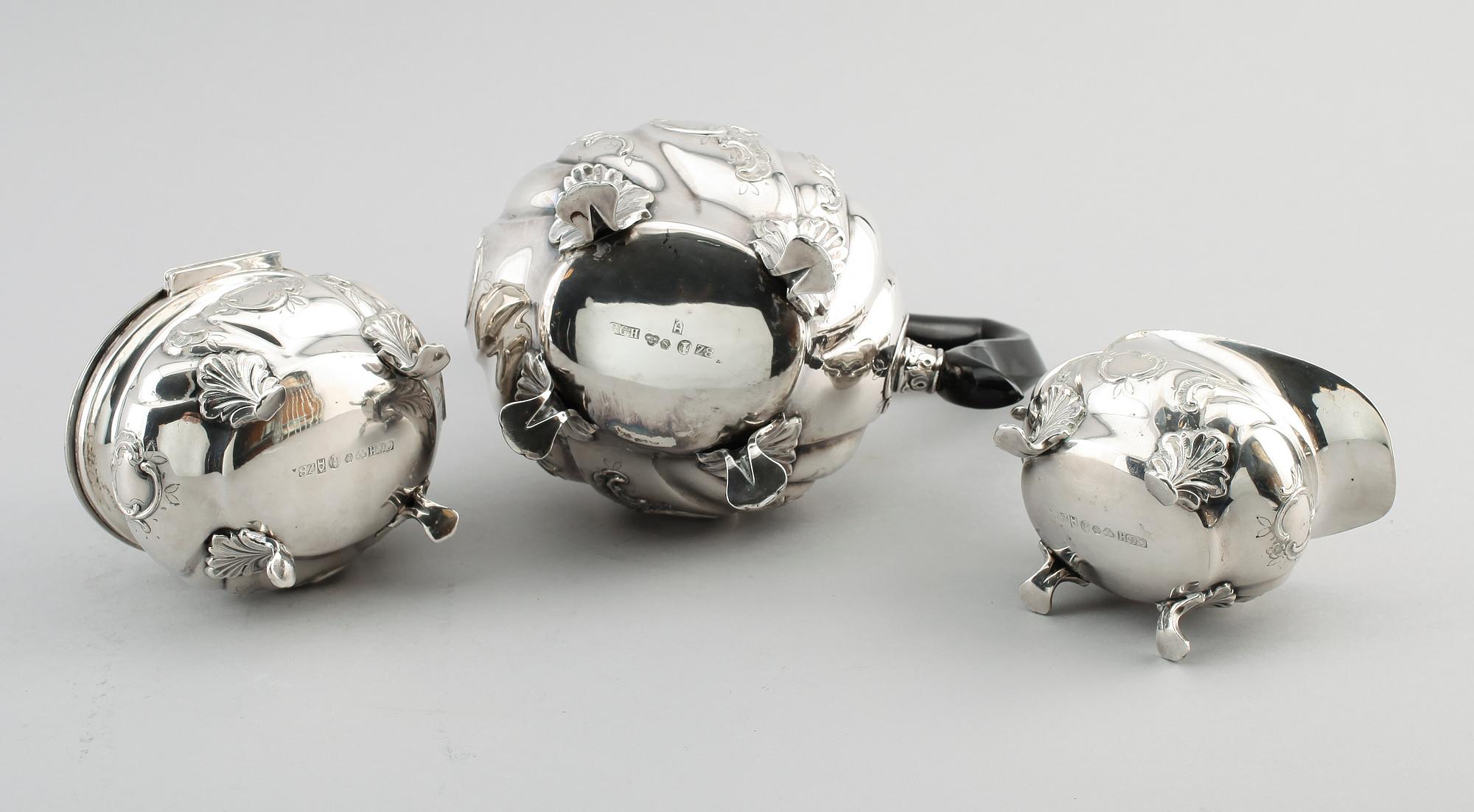 KAFFESERVIS, 3 delar, silver, CG Hallberg, Stockholm 1950. Vikt ca 1325 g.