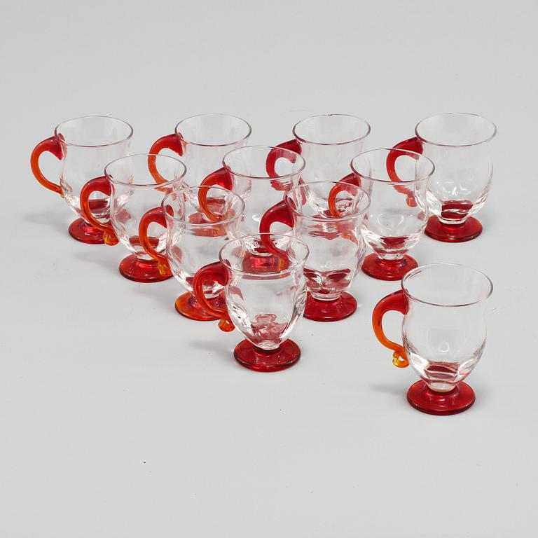 GLÖGGMUGGAR, 11 st, glas, 1920-tal.