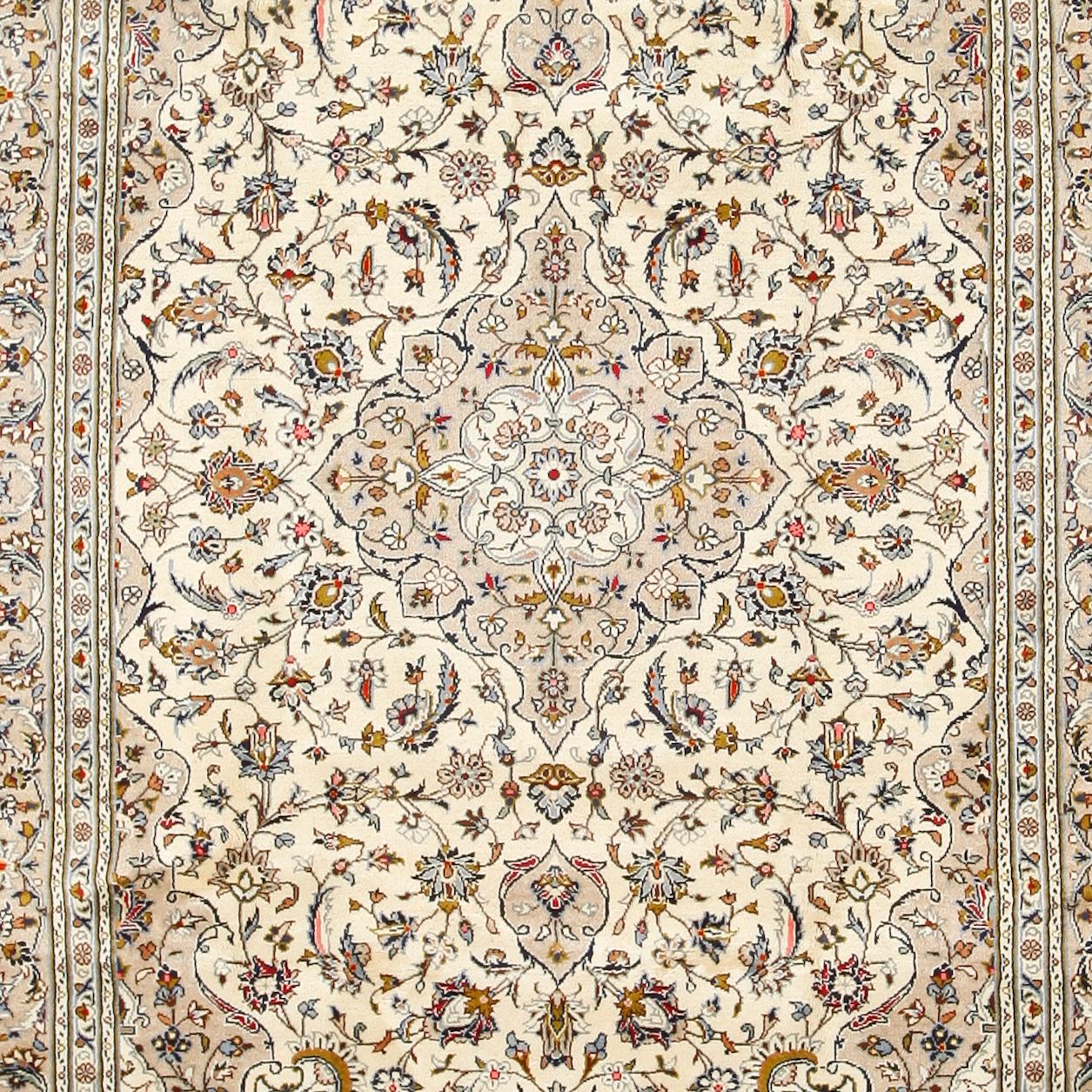 MATTA, Keshan, ca 302 x 200 cm.