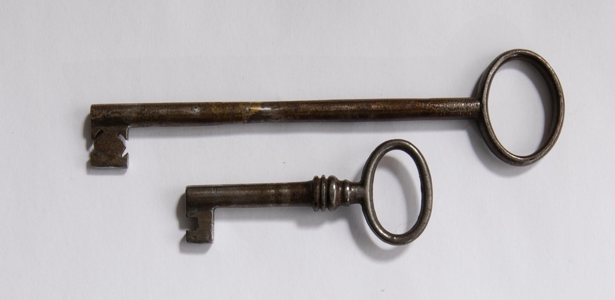 Kabinettskåp barockstil sent 1800-tal.