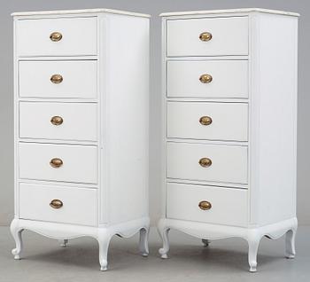 BYRÅER, ett par, 1900-tal.