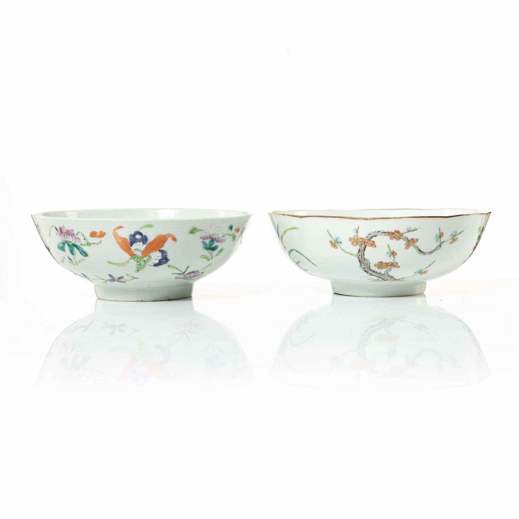 Two Chinese porcelain bowls, 19th Century.