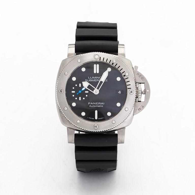 Panerai, Luminor Submersible, wristwatch, 42 mm.