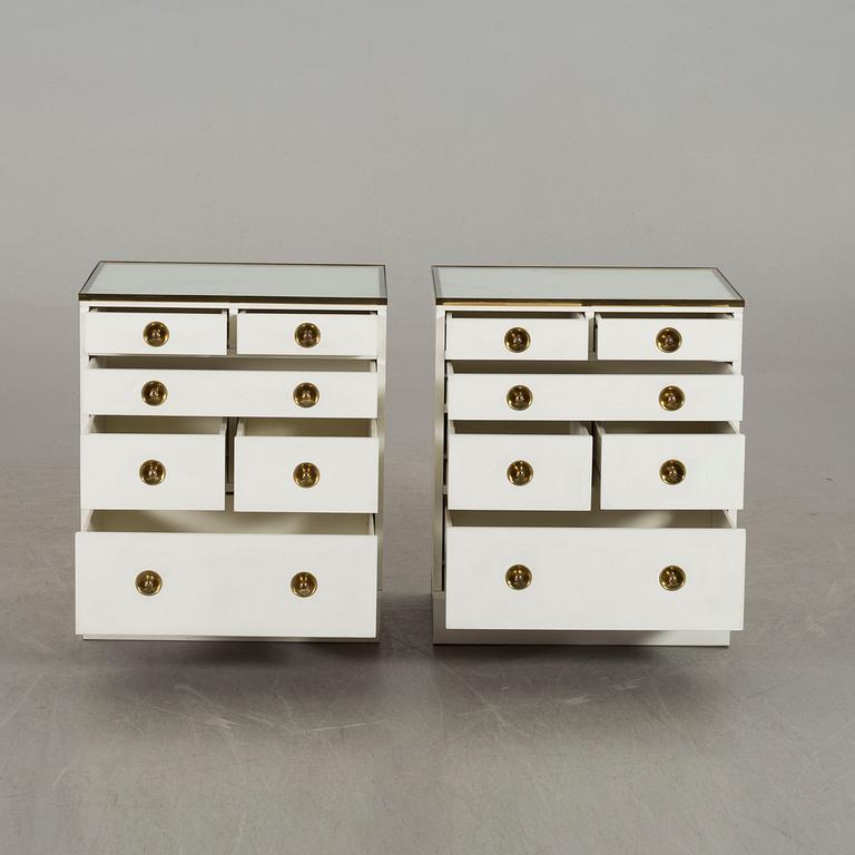 A pair of second half of the 20th century chest of drawers / bed side tables.