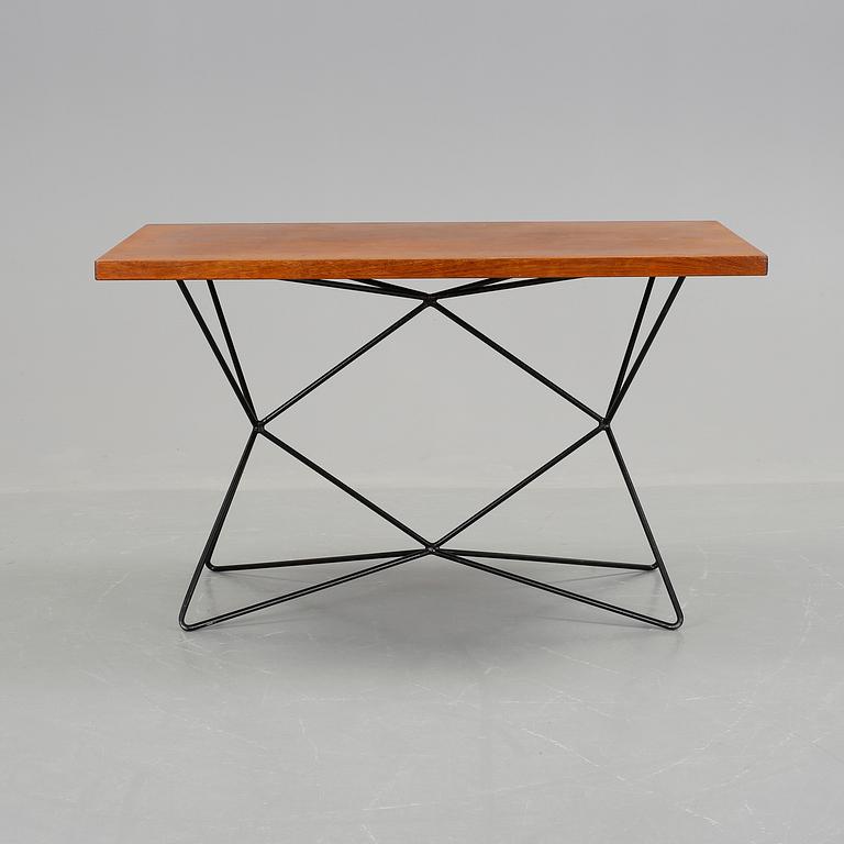 BORD/SOFFBORD/STÅBORD, Modell A2 "Trehöjdsbordet", Bengt Johan Gullberg.1950-tal.