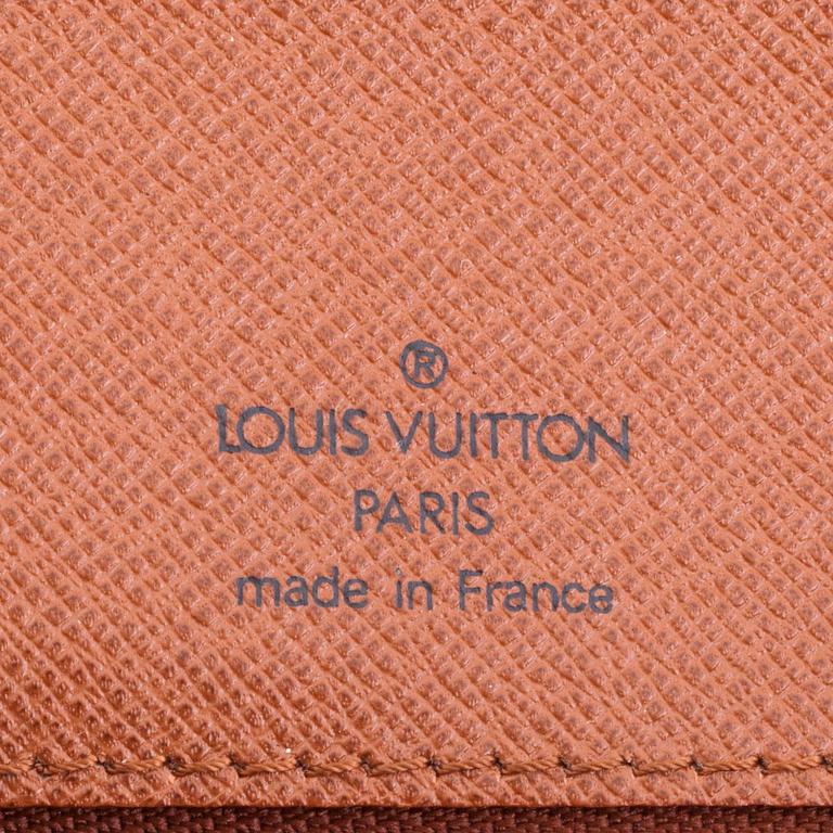 LOUIS VUITTON, a monogramcanvas crossbody bag, "Monceau BB".