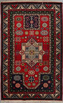 MATTA, trol kaukasisk, old, 274 x 168 cm.