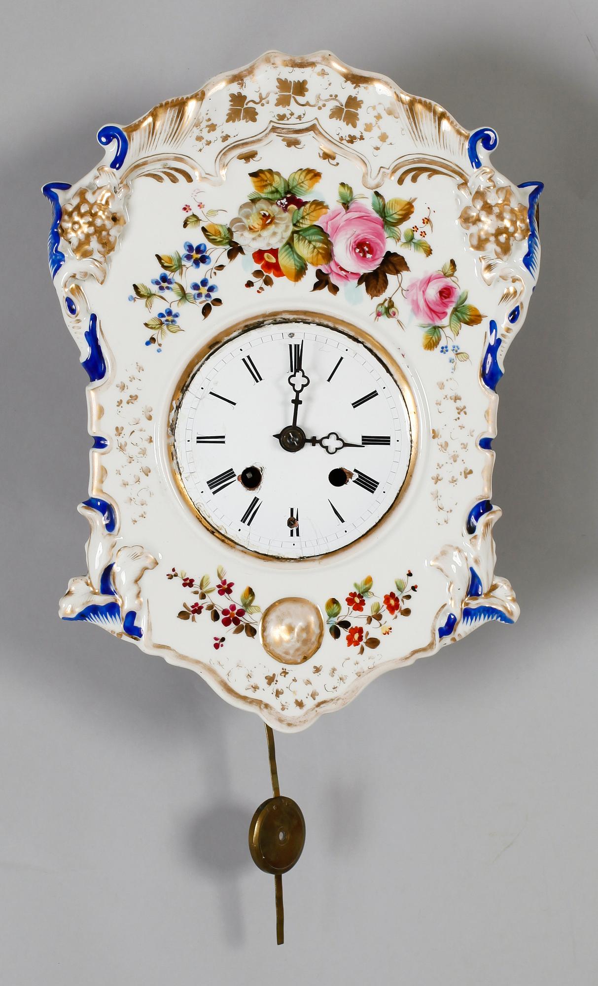 VÄGGPENDYL, porslin, V Zimper, Neukirch, sekelskiftet 1900.