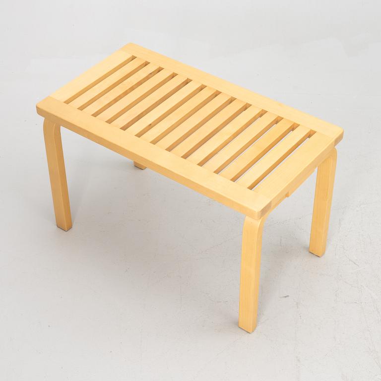 Alvar Aalto, a model 153A bench, Artek, 2002.