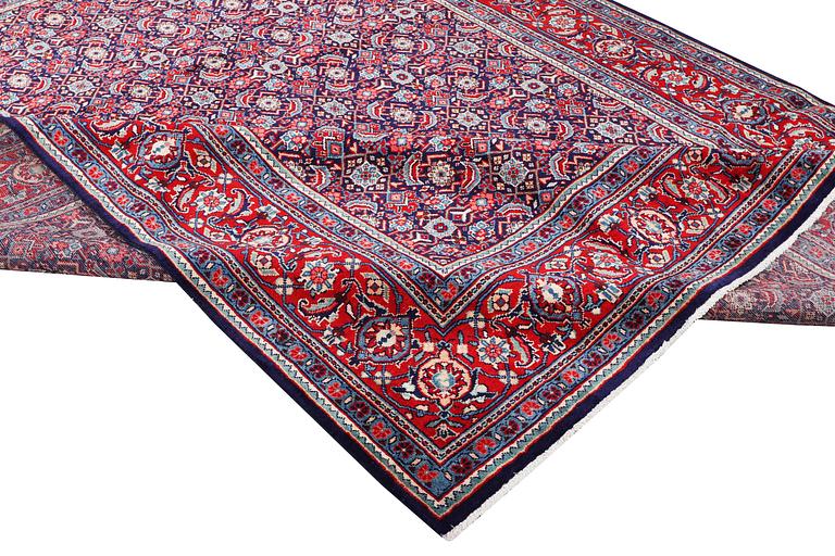 Matta, Mahal, ca. 353 x 261 cm.