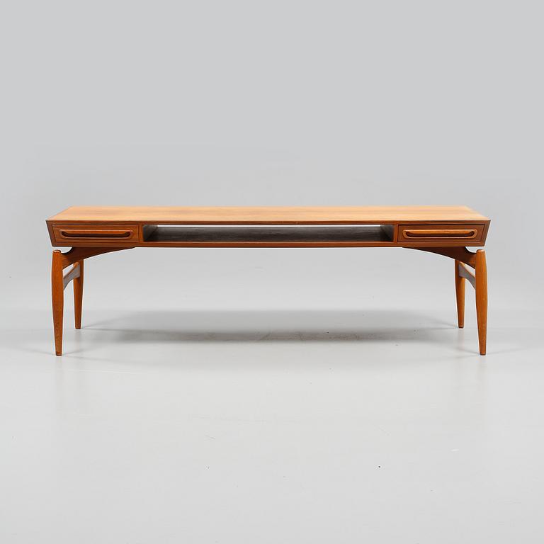 SOFFBORD, Johannes Andersen, Trensum, 1900-talets tredje kvartal.