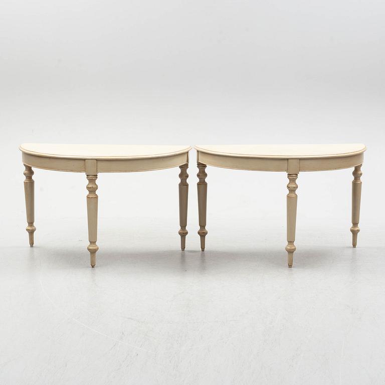 BORD / VÄGGBORD, ett par, 1800-talets andra hälft.