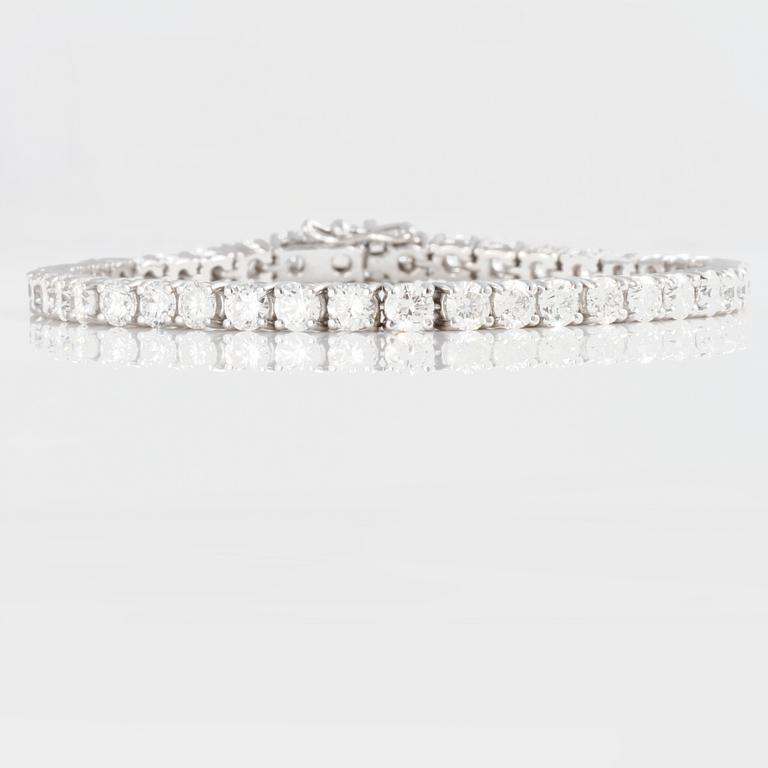 ARMBAND, med briljantslipade diamanter ca 9.40 ct.