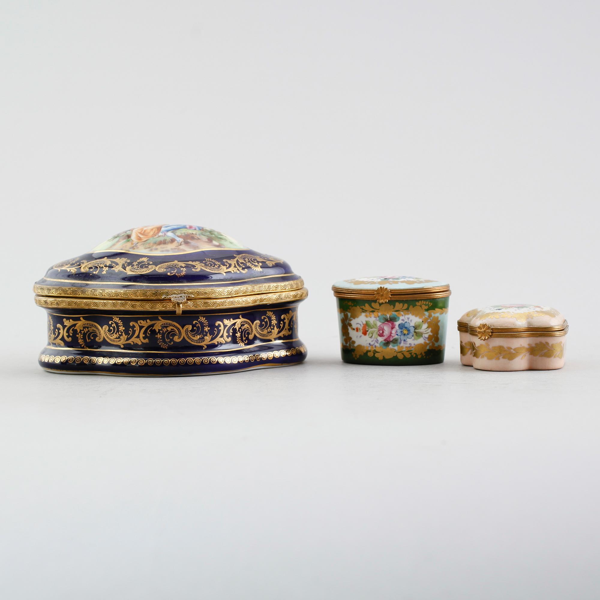 DOSOR, 3 st, porslin, 1800-/1900-tal.