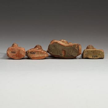 PARTI FIGURINER, fyra stycken, lergods. Song dynastin (960-1279).