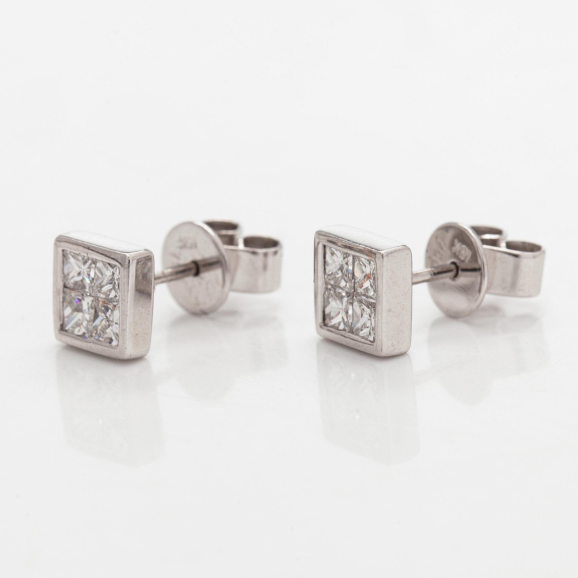 Earrings, princess cut diamonds, 18K white gold.