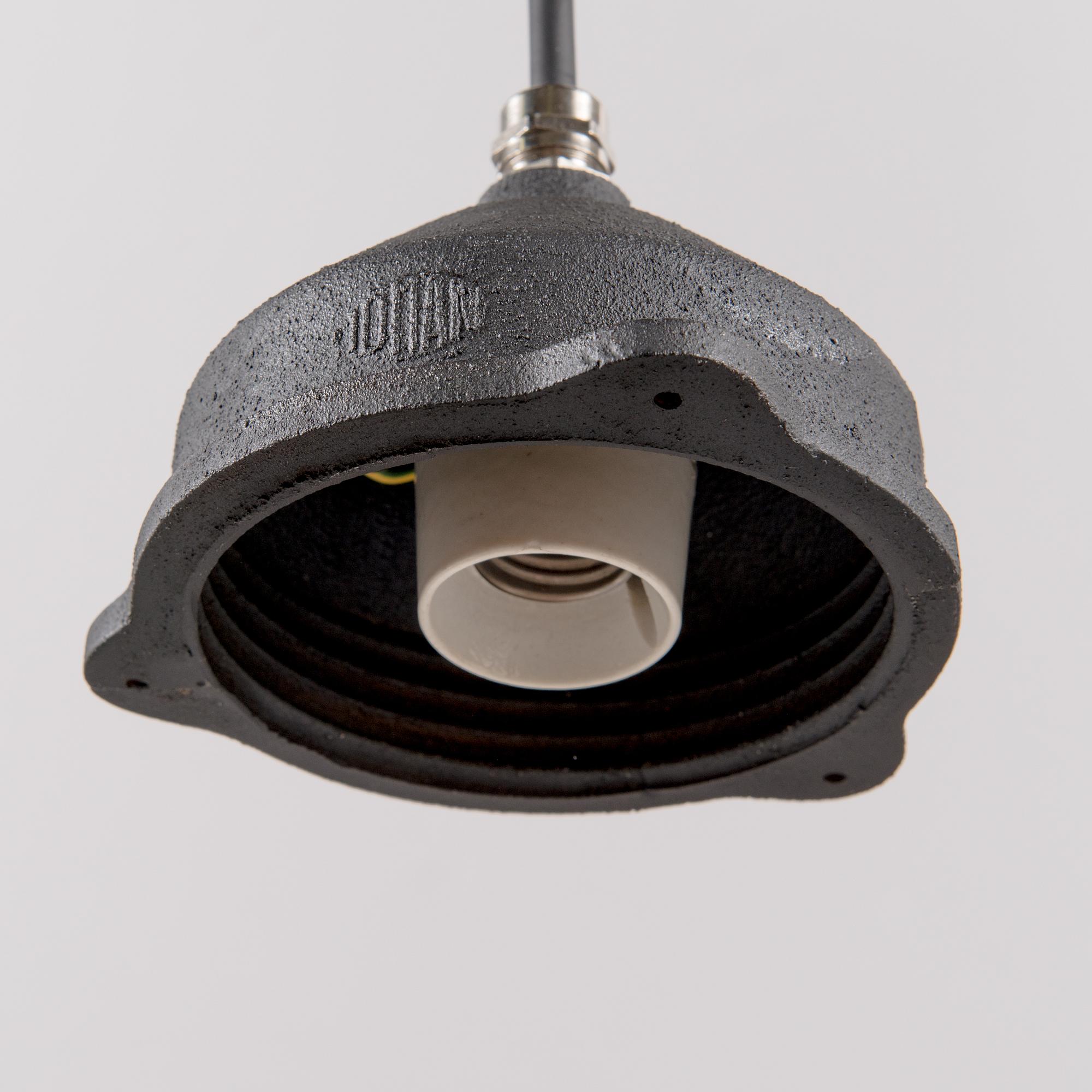 PAAVO TYNELL, KATTOVALAISIN / TEHDASVALAISIN, malli 2551, Idman 1900-luvun puoliväli.