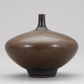 VAS, stengods, Berndt Friberg, Gustavsberg studio.