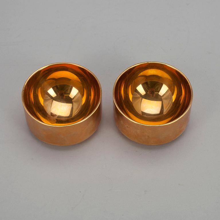 FICKPLUNTA och SUPKOPPAR, 2 st, mässing, Skultuna, Pierre Forssell, 1900-talets senare hälft.