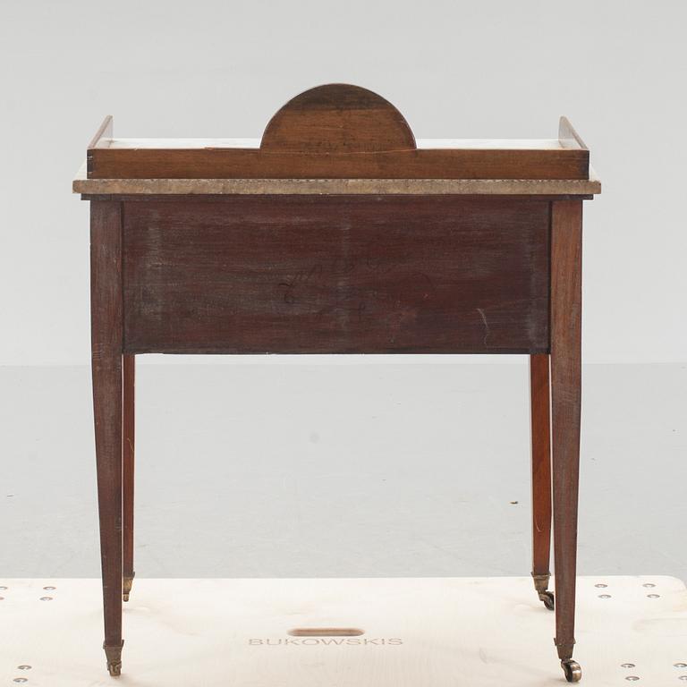 SIDEBORD, England, 1800-talets början.