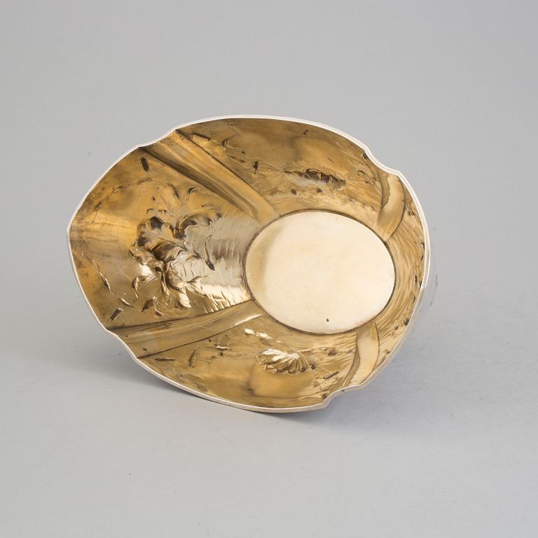 A Swedish Art Nouveau parcel-gilt jardinière centerpiece, maker's mark CF Carlman, Stockholm, 1913.