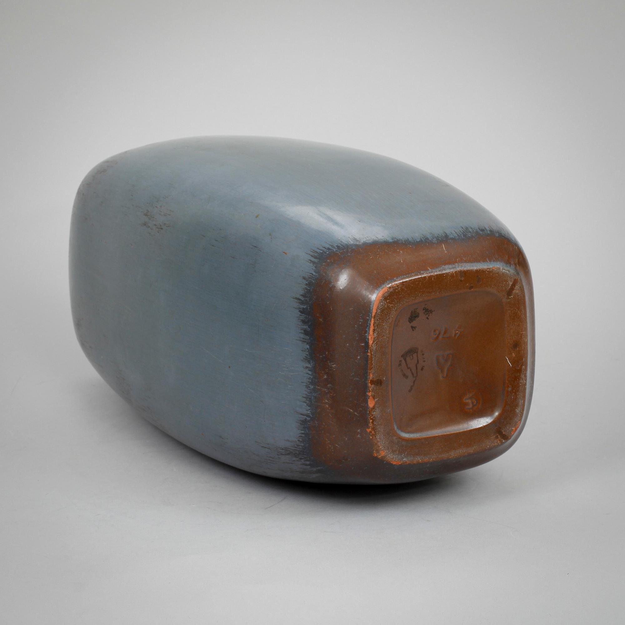 GOLVURNA, stengods, Knabstrup, Danmark.