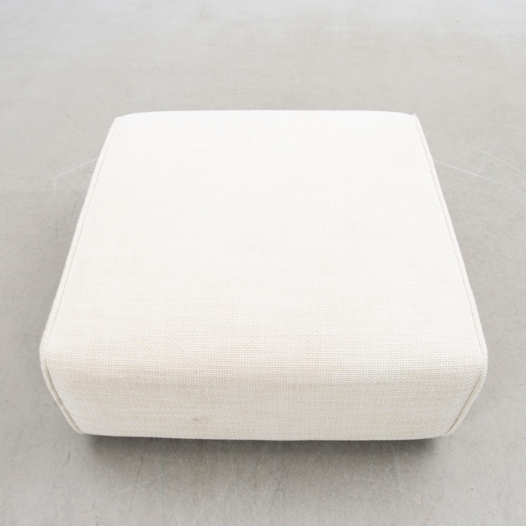 Anders Nørgaard, puff, "Carmo" for BoConcept 2000s.