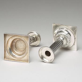 Stephan Westerstråhle, ljusstakar, ett par, silver, Stockholm 1793. Gustavianska.