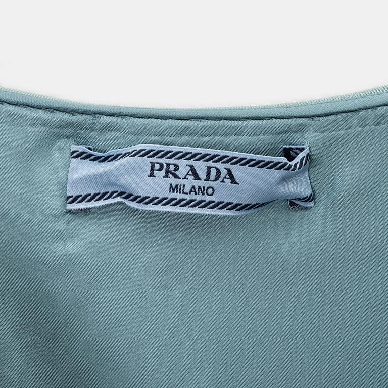 Prada, set med byxor samt topp, storlek 36.