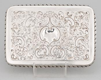 BRICKA, sterlingsilver, London. Ca 352 gr.