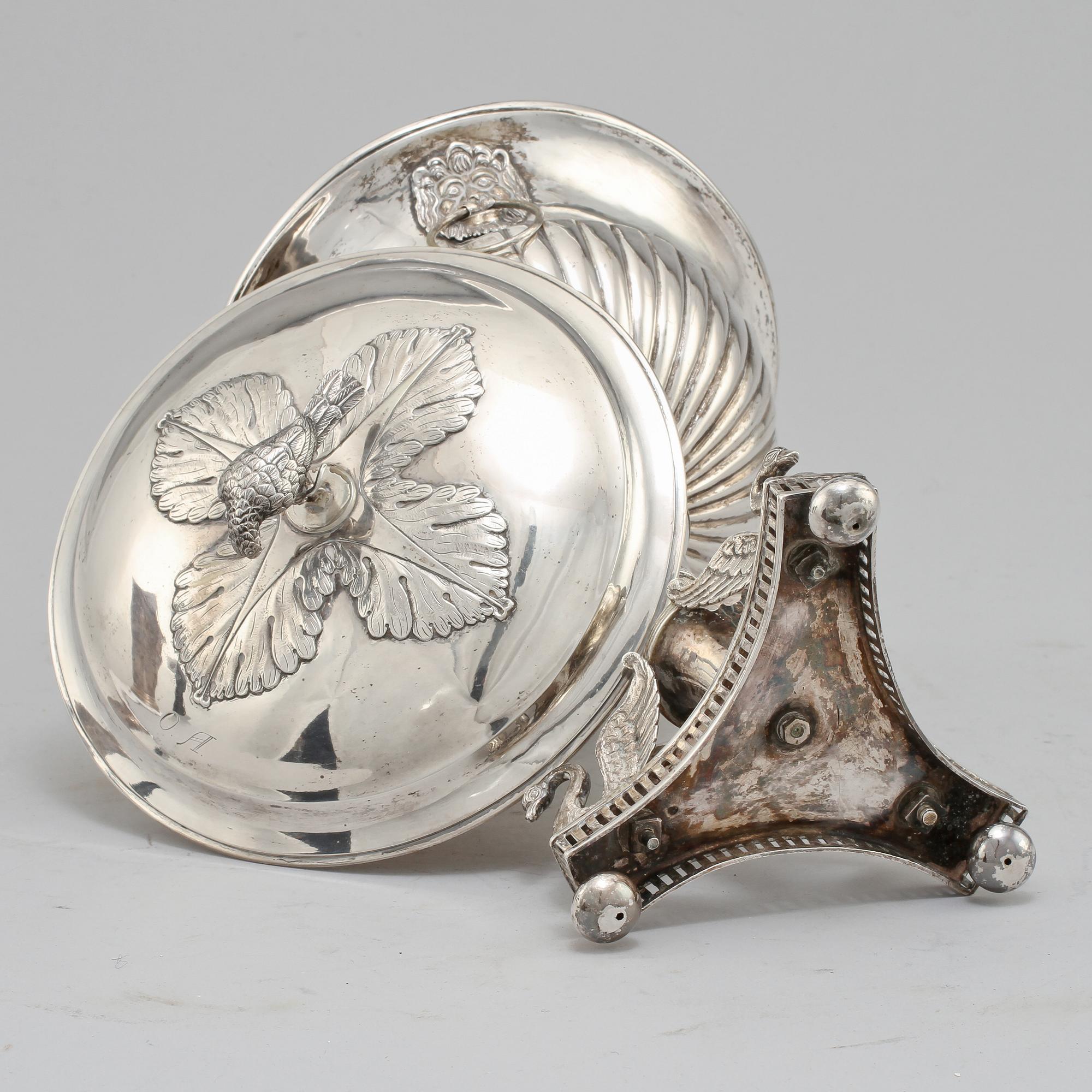 SOCKERSKÅL, silver och nysilver, senempire, 1800-talets första hälft.