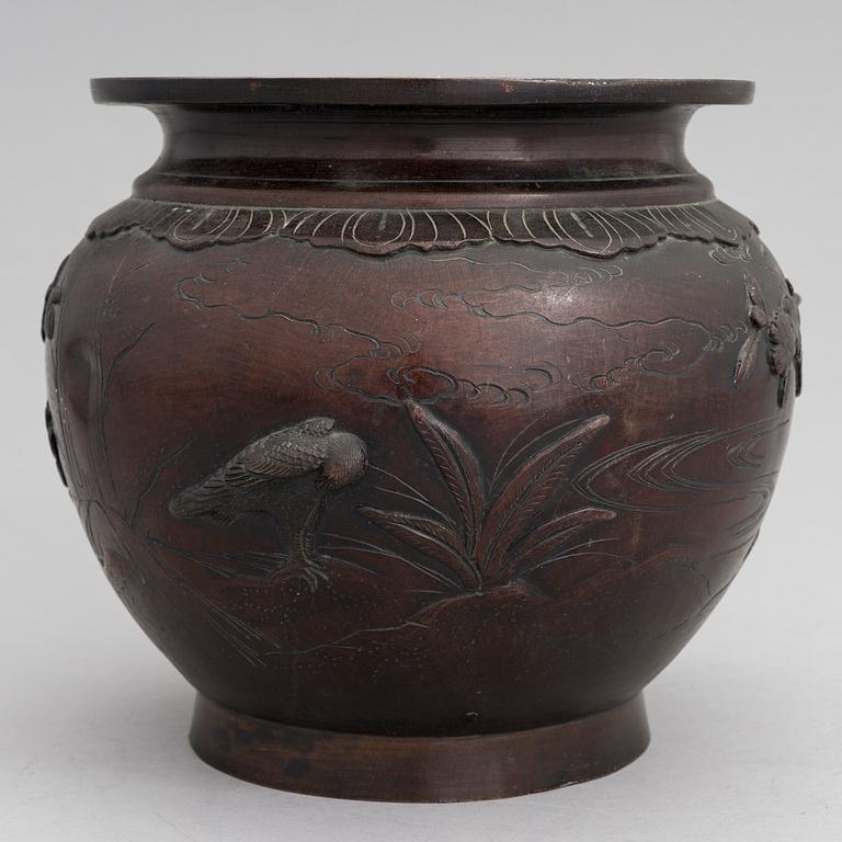 SKÅL, brons, Japan, 1900-talets början.