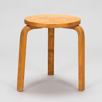 Alvar Aalto, pall modell 60, för O.Y. Huonekalu-ja Rakennustyötehdas A.B. 1900-talets mitt.