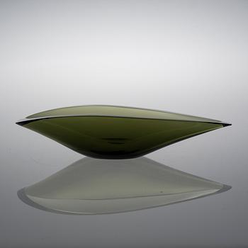 KAJ FRANCK, A BOWL. Willow leaf. Signed K. Franck, Nuutajärvi Notsjö -60.