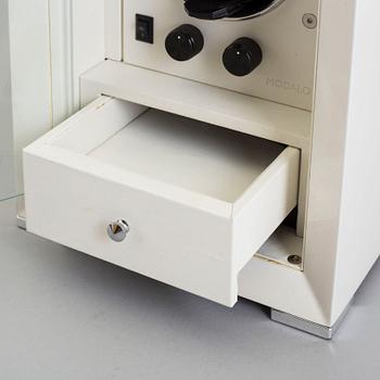 MODALO, winder, ca 18 x 18 x 22 cm.