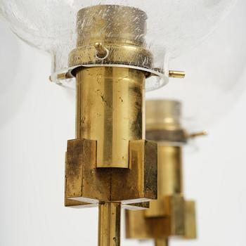 Hans-Agne Jakobsson, a rare chandelier model "T 812/15", Hans-Agne Jakobsson AB, Markaryd, 1970s.