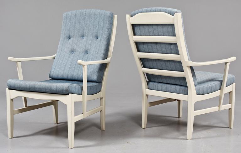 FÅTÖLJER, ett par, "Vapensmeden", Carl Malmsten, AB O.H. Sjögren Stoppmöbler i Tranås, 1900-talets andra hälft.