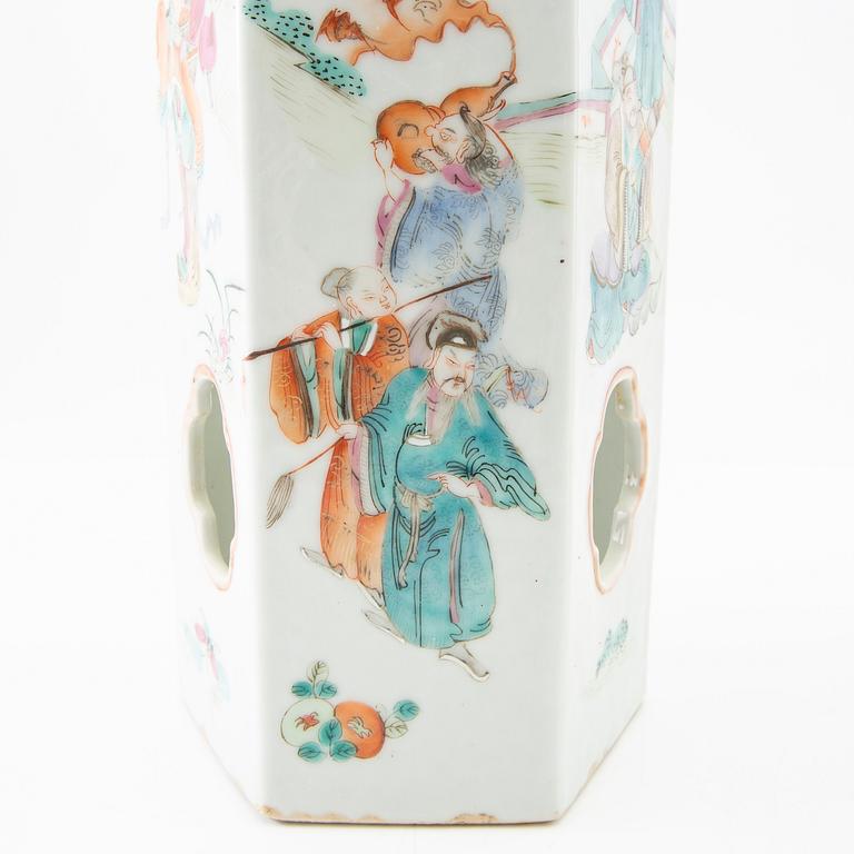 Two Chinese famille rose lanterns, one late Qing and one 20th century.