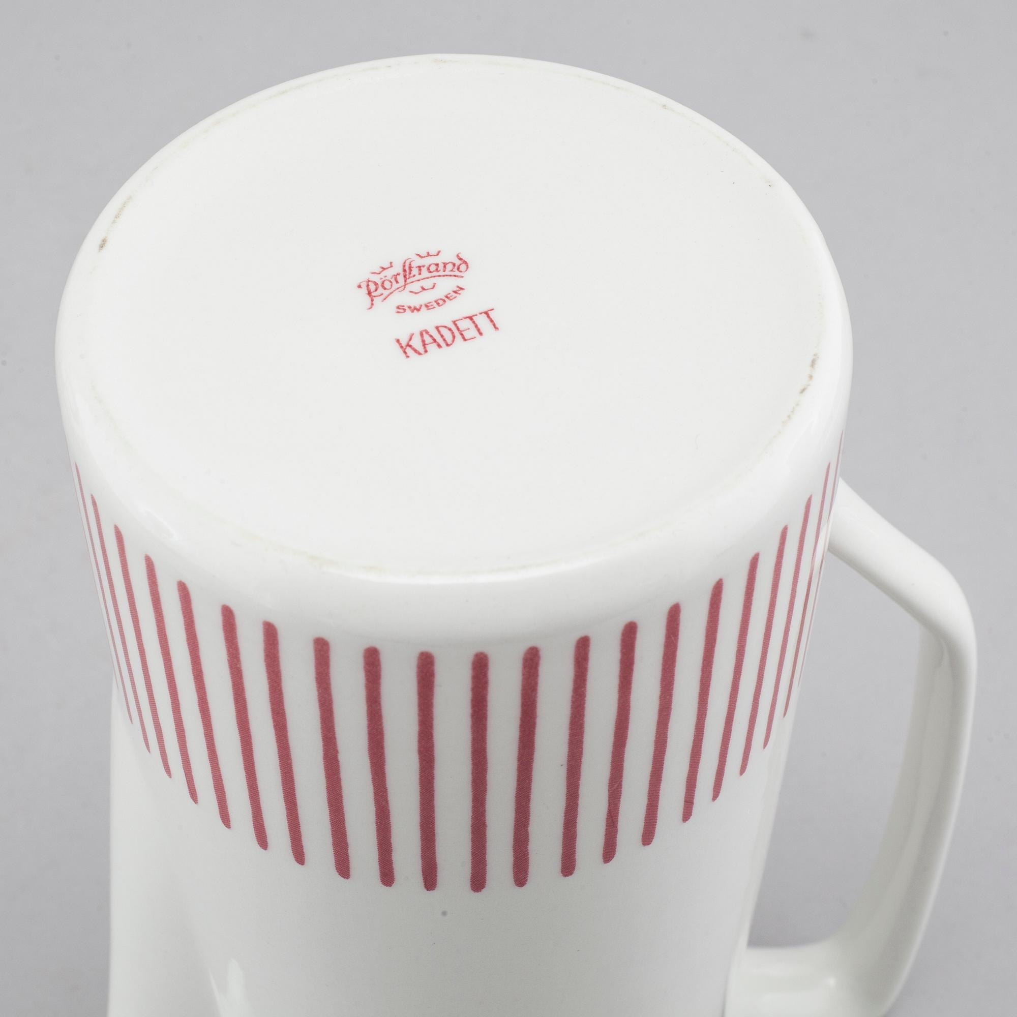 HERTHA BENGTSON, kaffeservis, nio delar, porslin, "Kadett Röd", Rörstrand, formgiven 1954.
